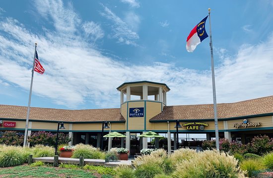 Thing To Do Outer Banks Shopping